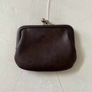 Vintage Coach Mahogany Leather Kisslock Coin Wallet Pouch